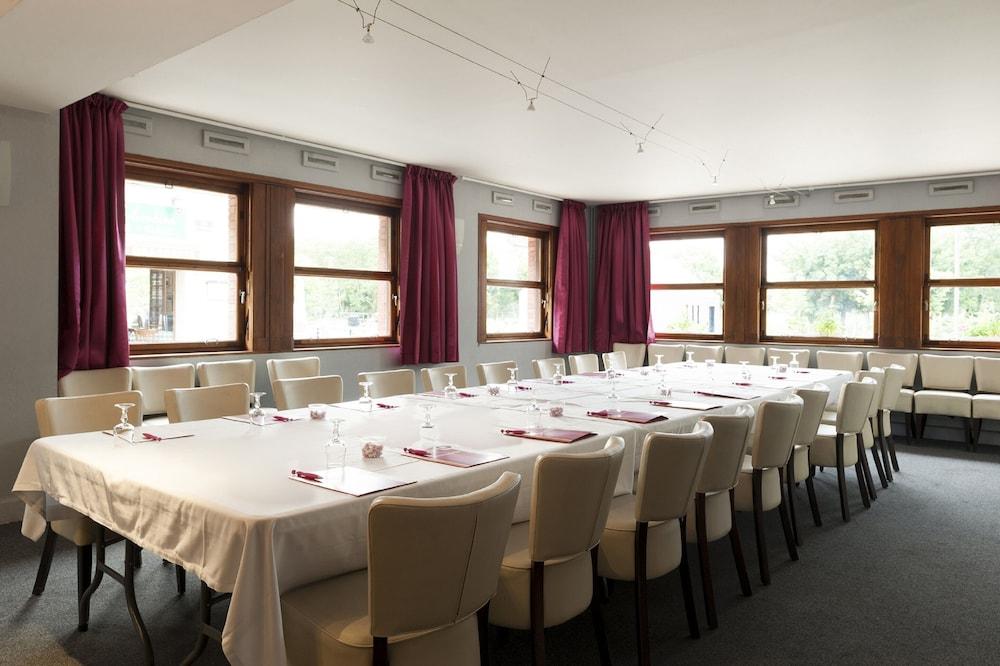 The Originals City, Hotel Le Cheval Rouge, Tours Ouest Виландри Екстериор снимка